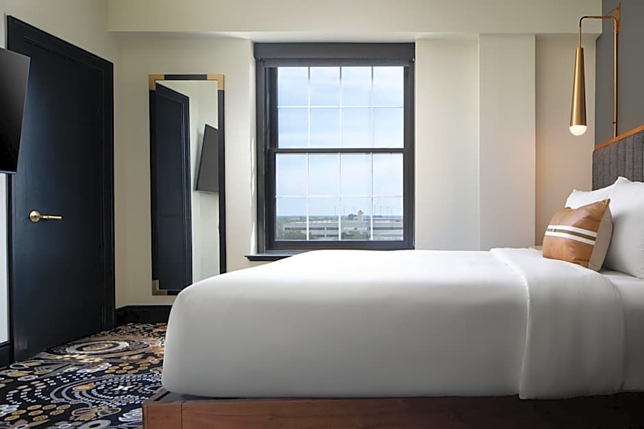 The LaSalle Hotel, Bryan College Station, a Tribute Portfolio Hotel