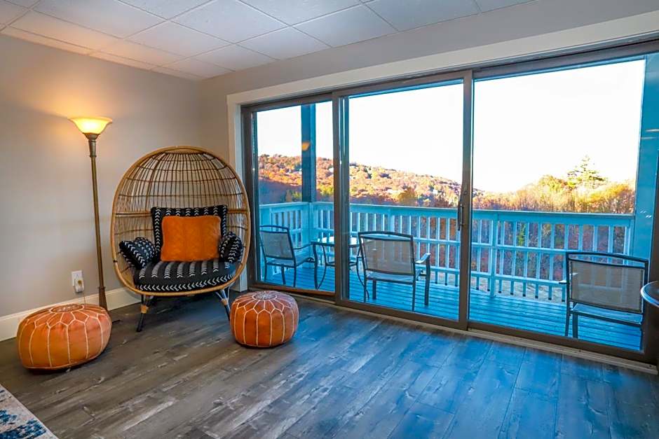 Gunstock Inn & Suites
