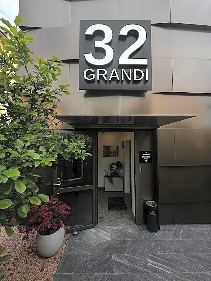 GRANDI 32 Boutique Residence