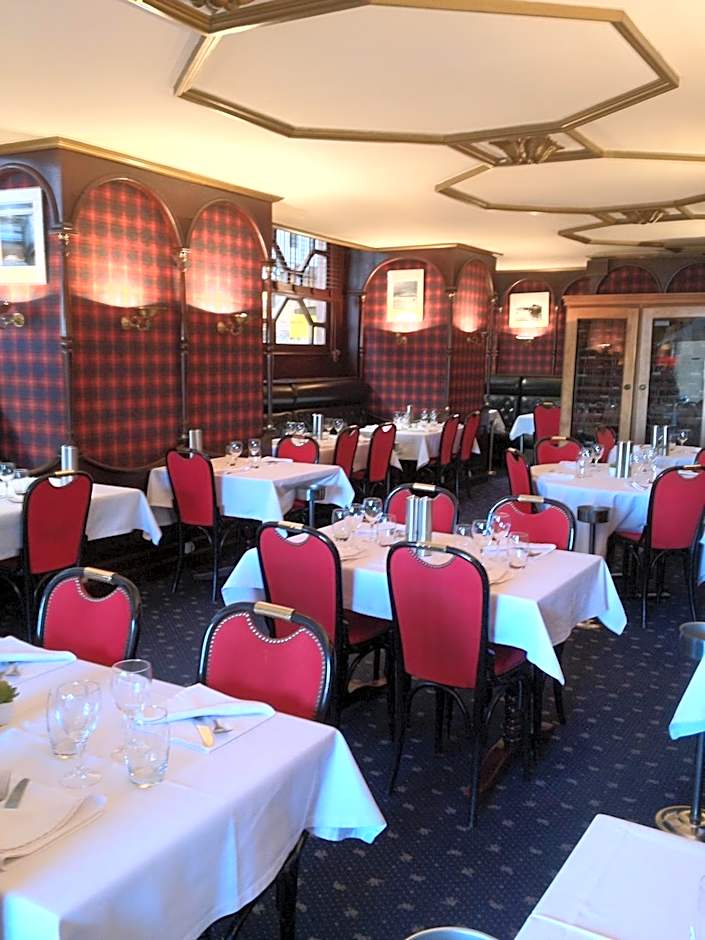 LOGIS Hôtel & Restaurant - Les Arcades