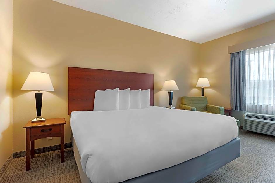 Best Western Franklin Town Center Hotel & Suites