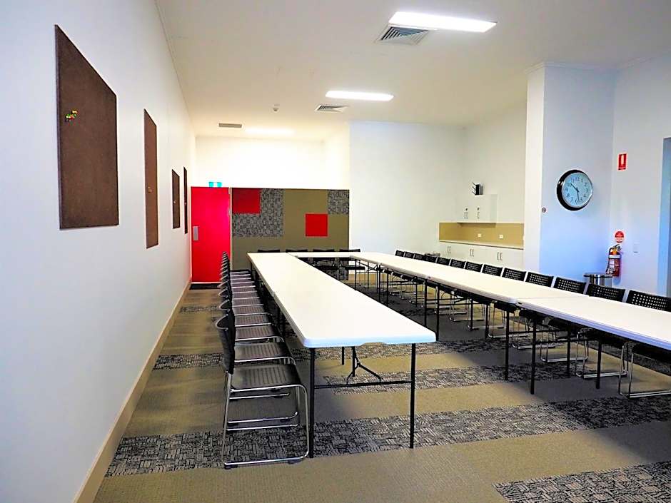 Laguna Serviced Apartments