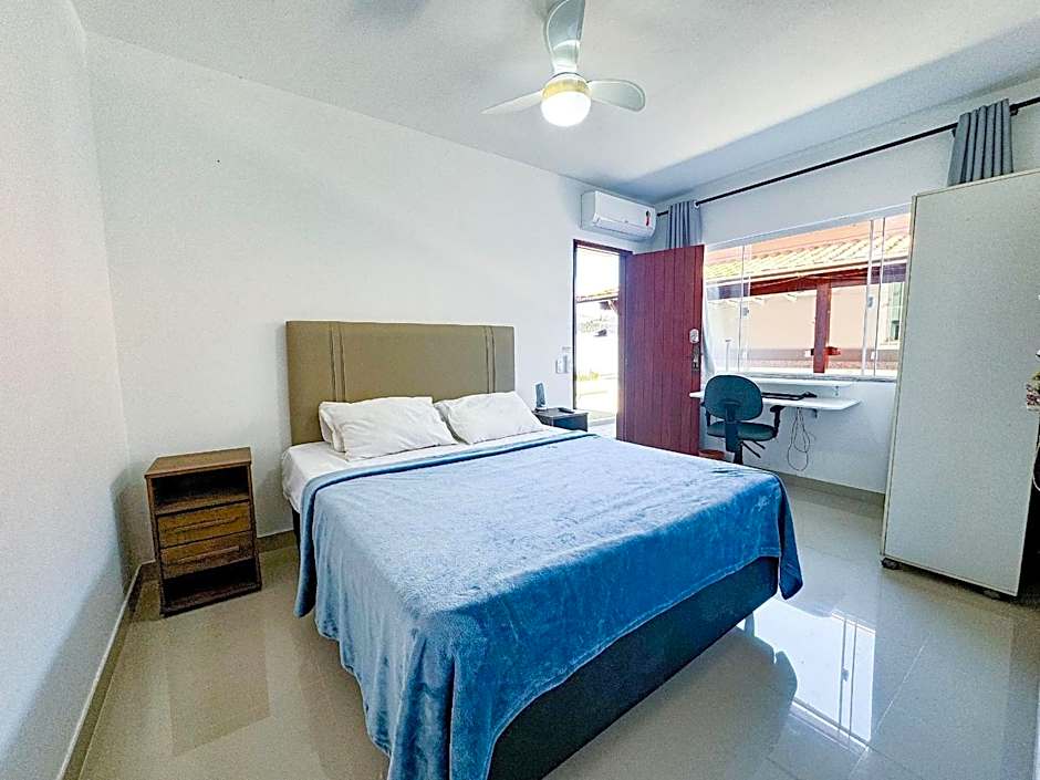 Casarão e piscina localização excelente | ROSF91