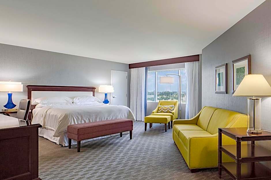 Sheraton Arlington Hotel – Arlington, TX