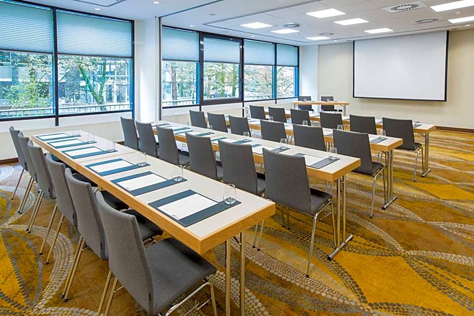 Courtyard by Marriott Duesseldorf Seestern