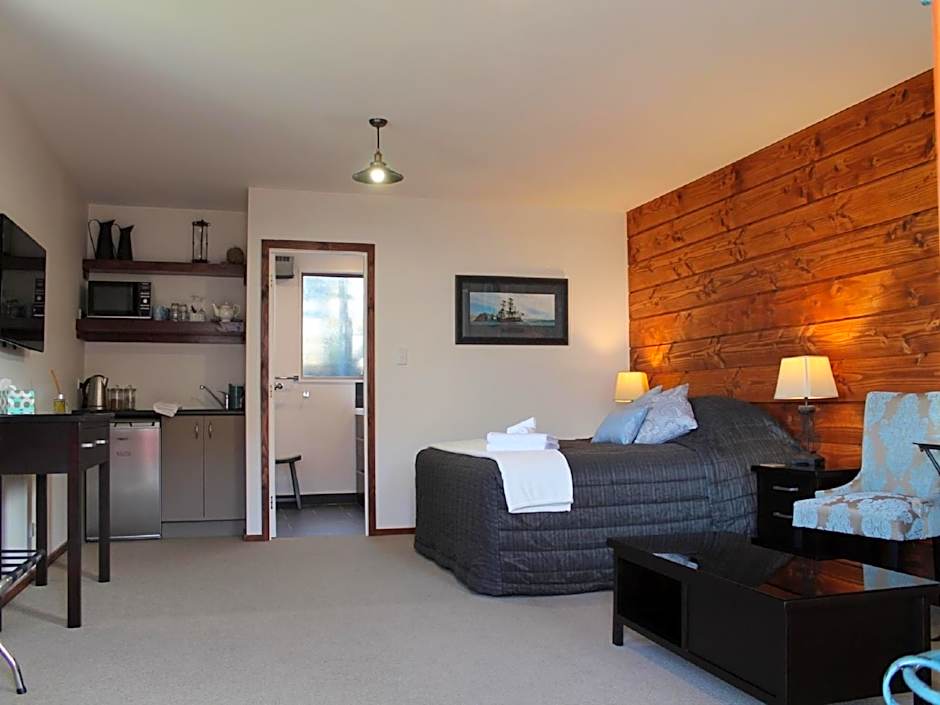 Inn the Bay Bed & Breakfast