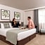 Ivanhoe Inn and Hotel