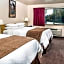 Super 8 By Wyndham St. Regis