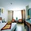Luxe Hotel