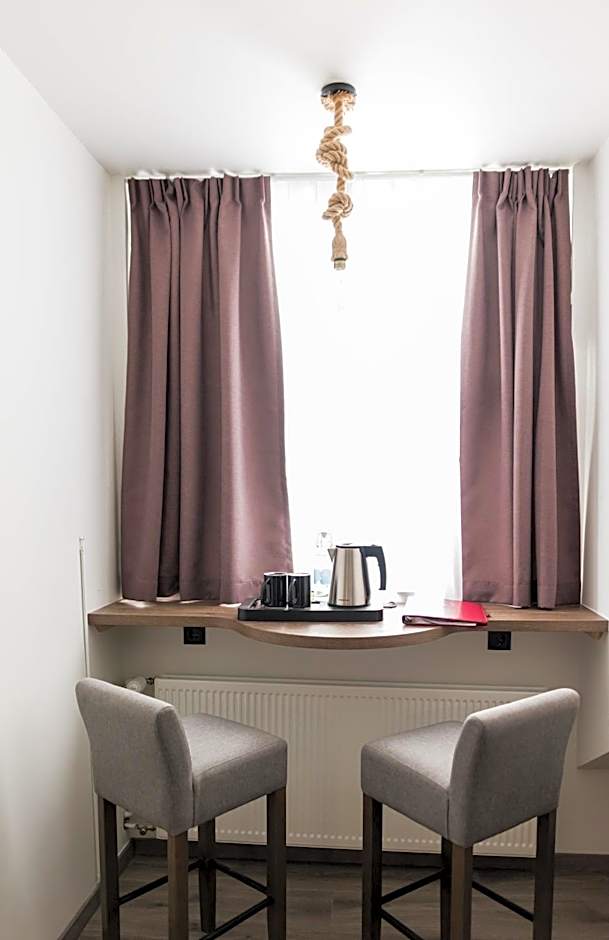 Hotel Duus by Keflavik Airport