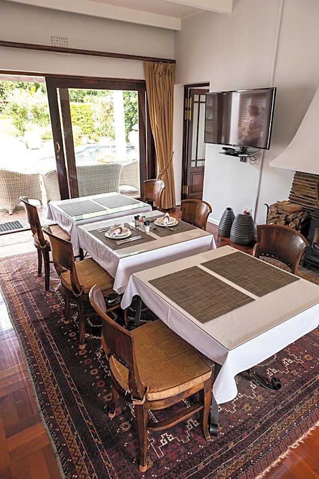 Cape Village Lodge