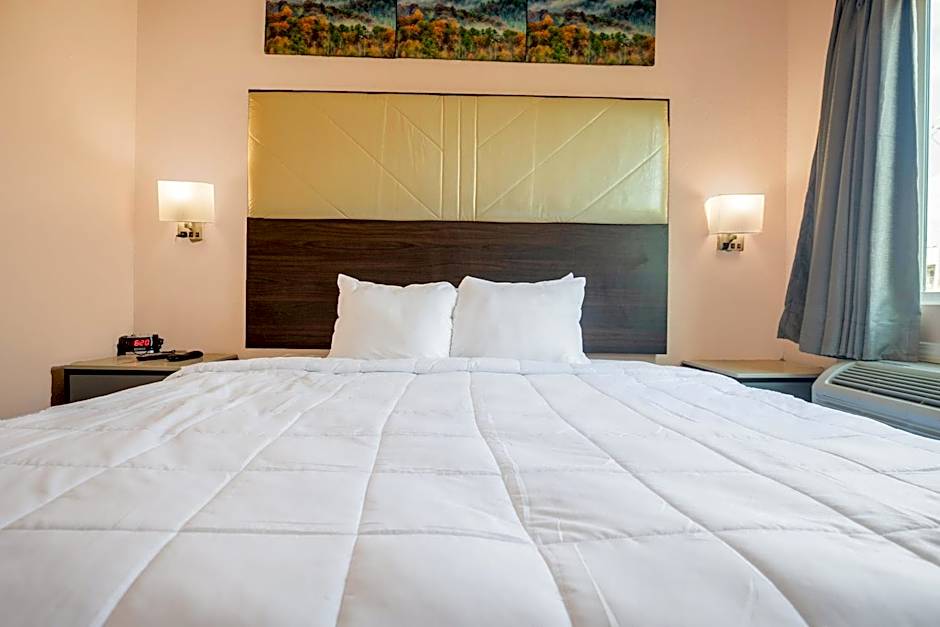 OYO Hotel Adairsville Calhoun South I-75