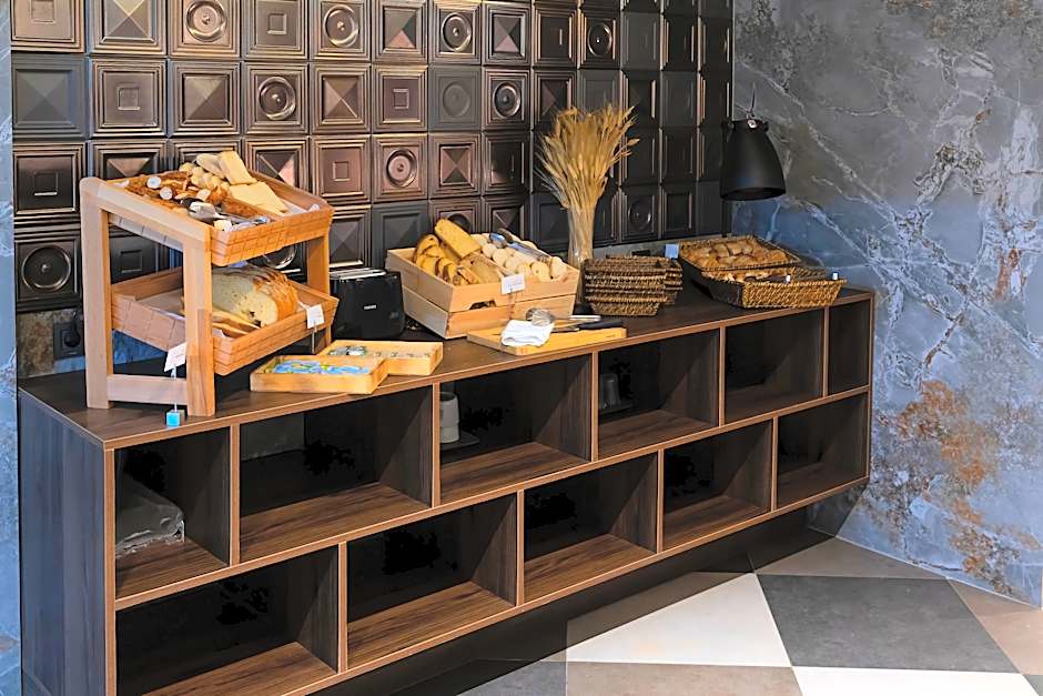 The New Zeybek Hotel