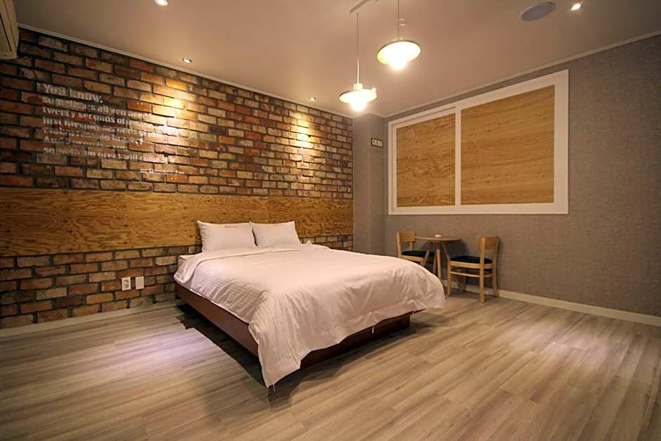 Gimhae Jangyu Check hotel