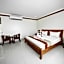 Pursat Riverside Hotel & Spa
