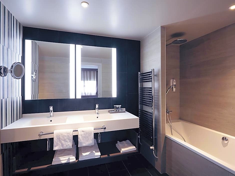 Mercure Orange Centre