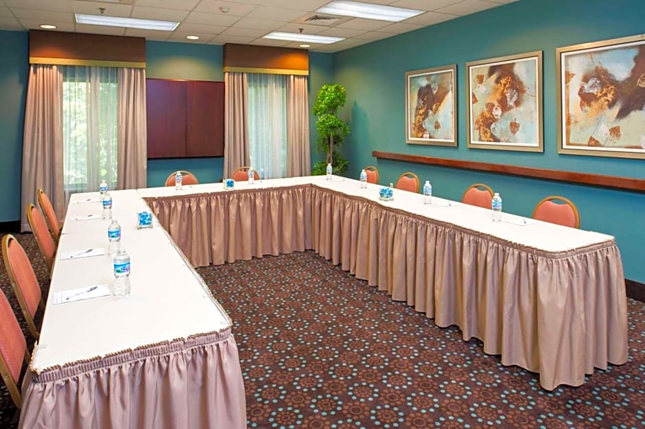 Hampton Inn & Suites Kokomo