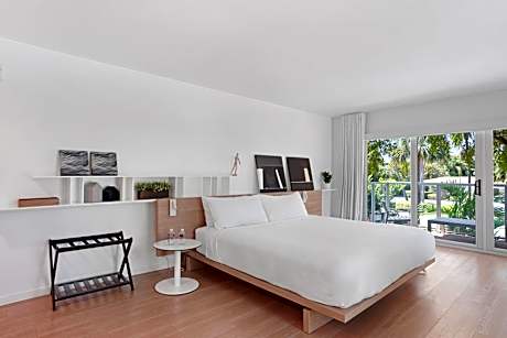 Deluxe Two Bedroom Apartment