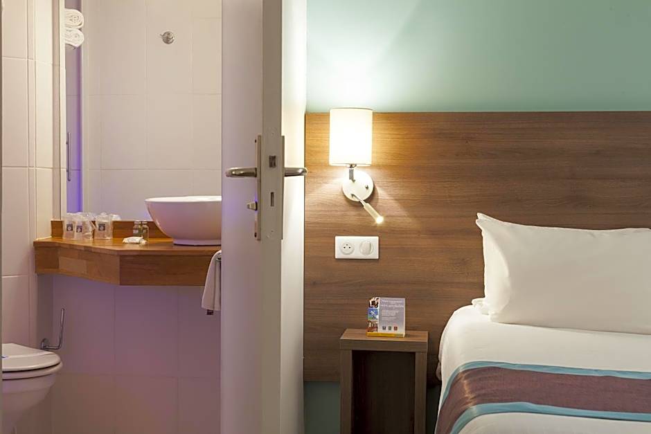 Kyriad Lille - Mons en Baroeul