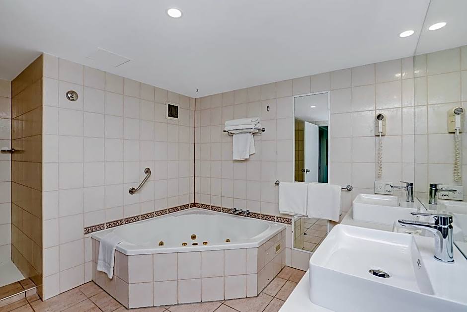 Cairns Sheridan Hotel