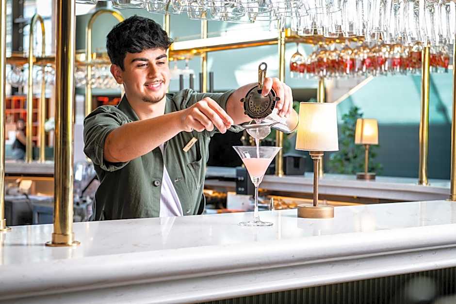 The Orchard Hotel & Restaurant