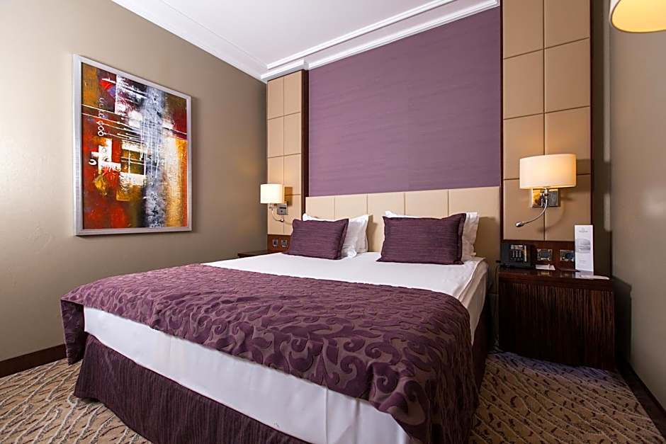 Kharkiv Palace Hotel