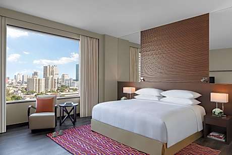 2 Bedroom Apartment, Bedroom 1: 1 King, Bedroom 2: 1 Twin, City view