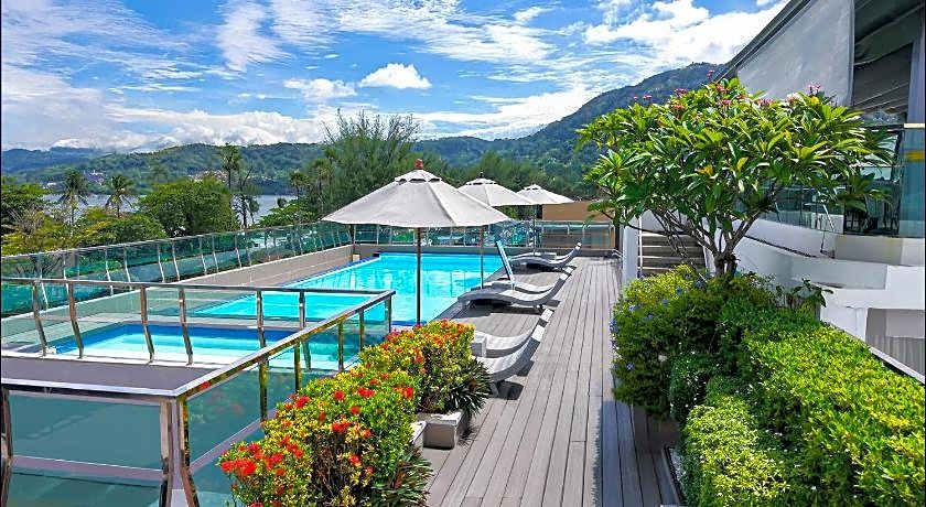 Clarian Hotel Beach Patong