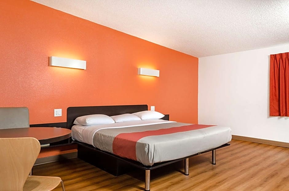 Motel 6 Merced, CA