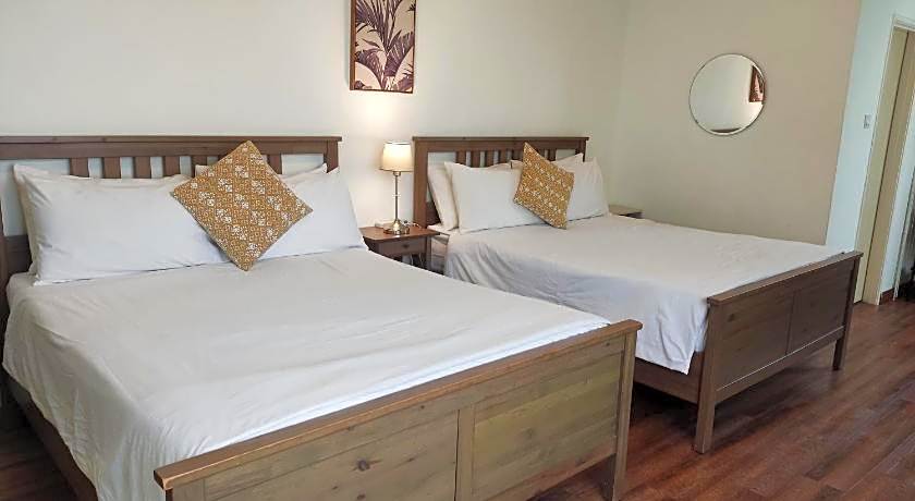 Rumah Putih B&B near KLIA