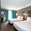 Sandman Signature Calgary Airport Hotel