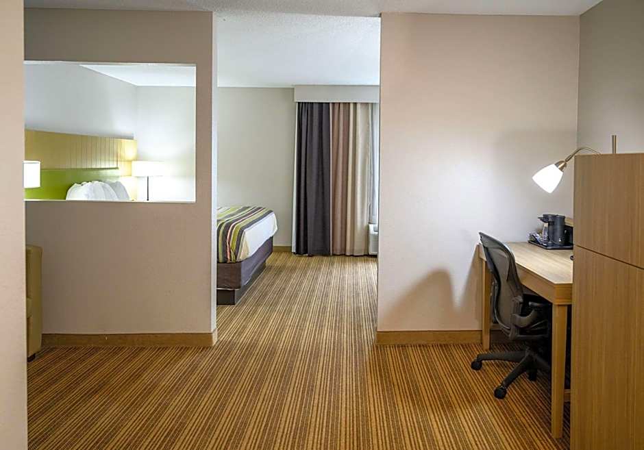 Country Inn & Suites by Radisson, Greenfield, IN