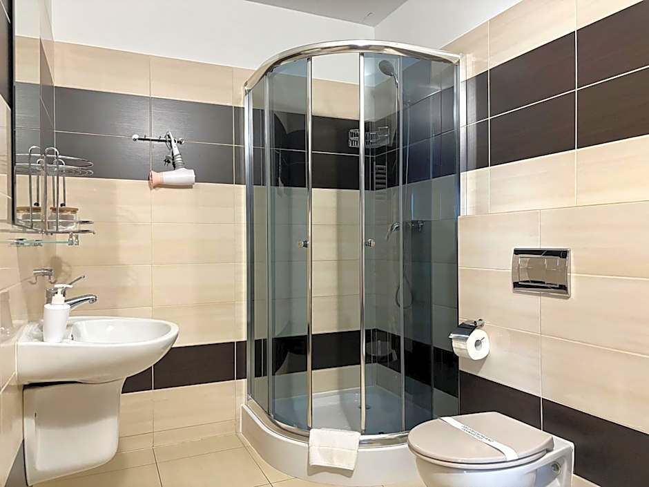 MARGI City Aparthotel