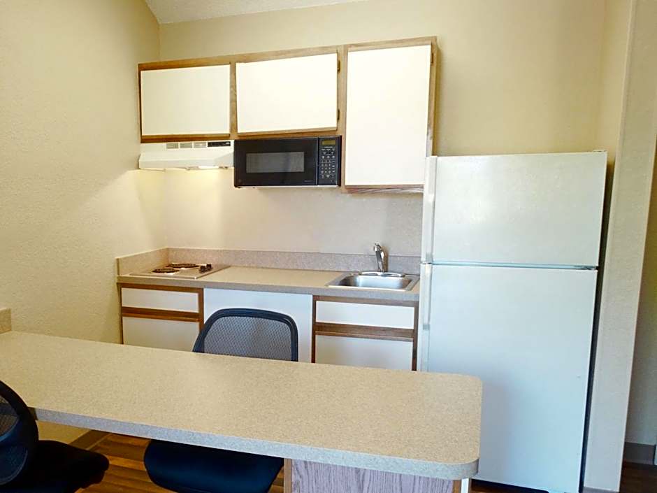Extended Stay America Select Suites - Providence - Airport