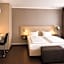Manhattan Hotel