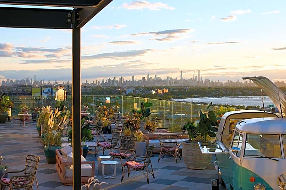 Renaissance New York Flushing Hotel at Tangram