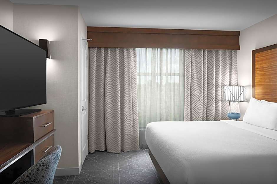 Embassy Suites By Hilton Kennesaw