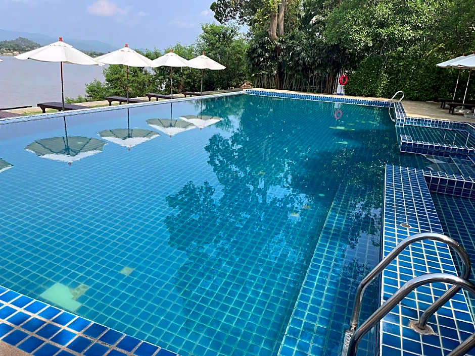 A Hotel Simply