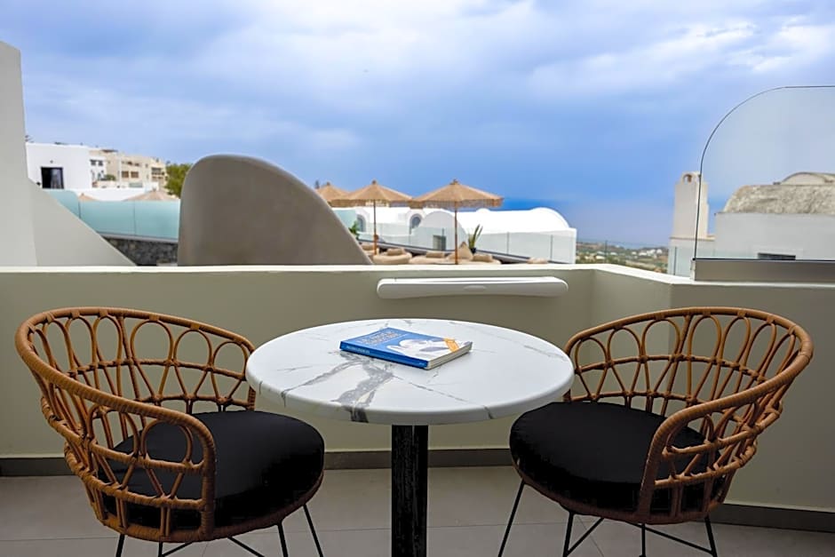 Kudos Suites Firostefani