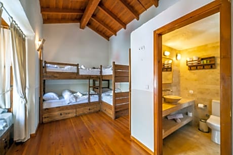 5 Person with Bay Window