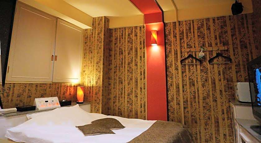 Shonan Sirene (Adult Only)