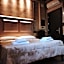 Hotel & Hostel 7