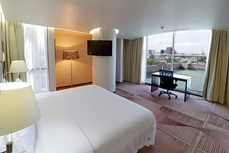 King Size Bed