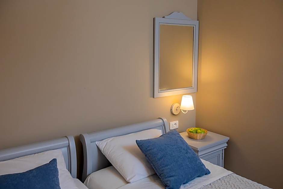 Pelagos Apartments