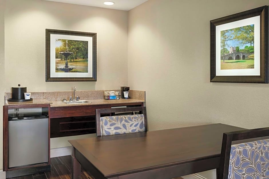 Hampton Inn & Suites Montgomery-EastChase