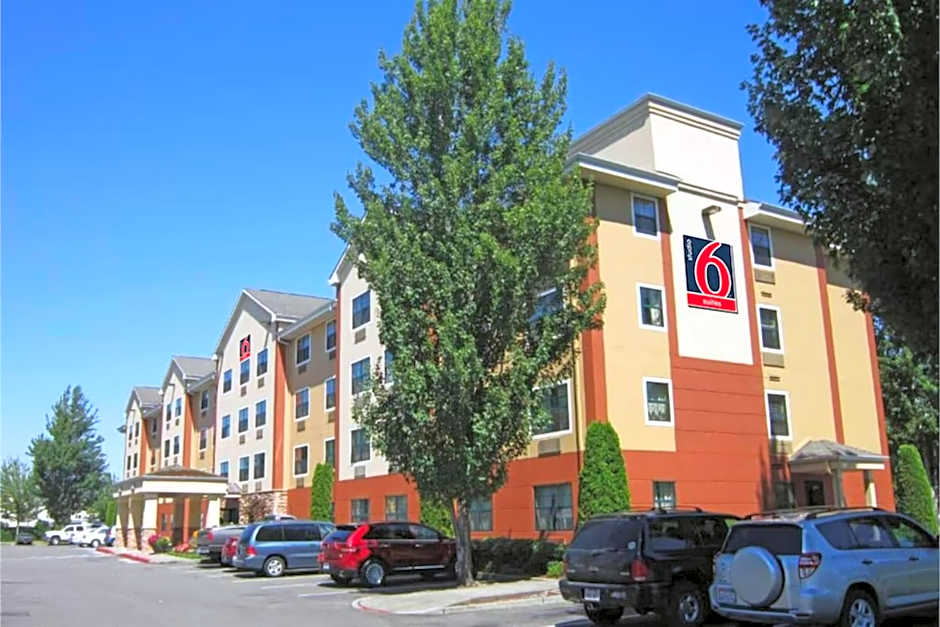Studio 6 Suites Seattle Kent WA