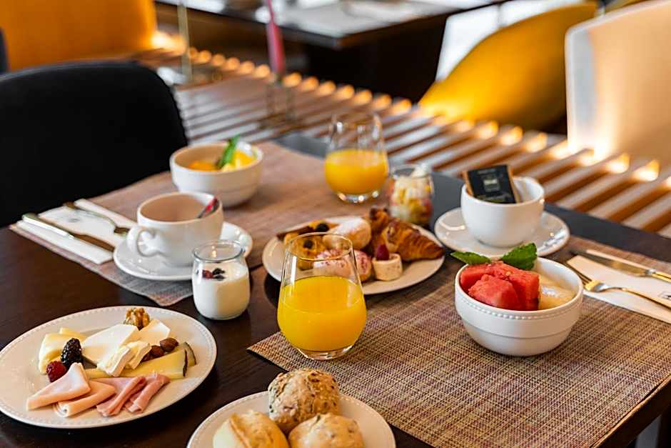 Santa Luzia ArtHotel