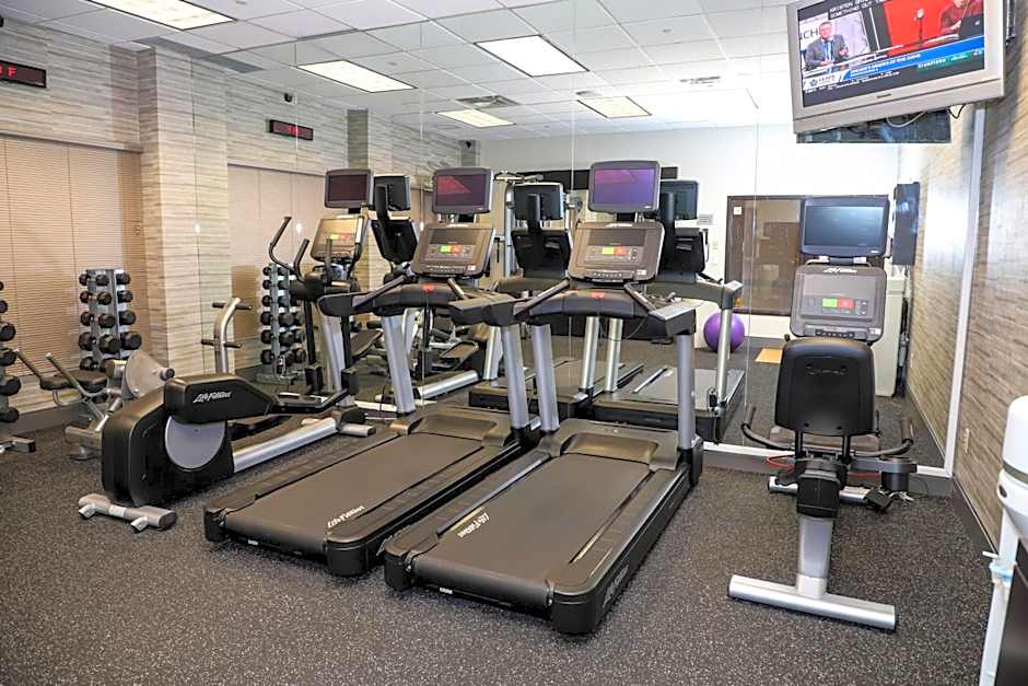 Courtyard by Marriott Toronto Brampton