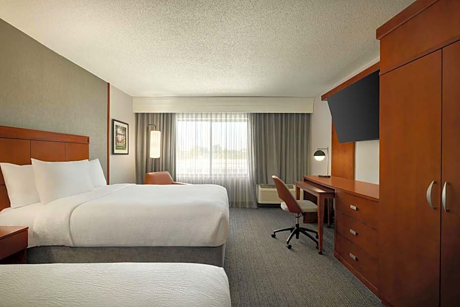 Courtyard by Marriott Greenville