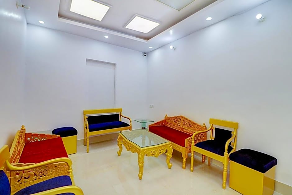 Hotel O Palace At Seventy Two Near Iskcon Temple Noida
